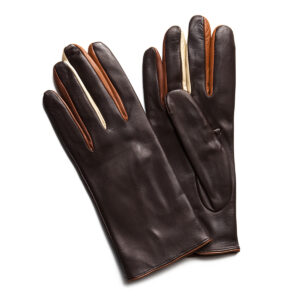 Gants en cuir lisse marron entre doigts camaïeu de marron. Gants doublés soie femme. Modèle Bruxelles. Vue de Face.