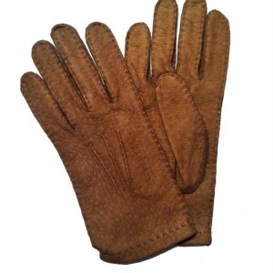 Gants en cuir de pécari marron. Gants femme non doublés. Modèle Lima. Vue face dorsale.