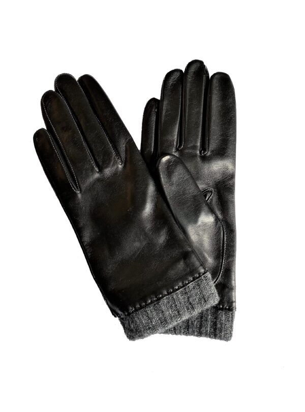 Gants en cuir d'agneau noir. Gants doublé laine. Gants femme. Vue face dorsale.