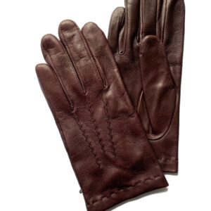 Gants en cuir d'agneau bordeaux. Gants homme doublé soie. Modèle Pérouse. Vue face dorsale.