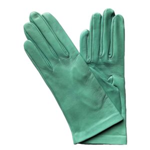 Gants en cuir vert menthe. Gants doublés soie. Gants femme. Modèle Brindisi. Vue face dorsale.