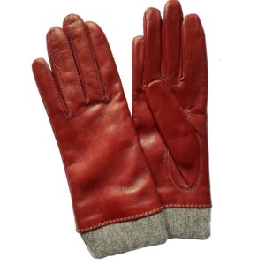 Gants en cuir d'agneau rouge chili. Gants doublé laine. Gants femme. Vue face dorsale.