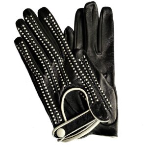 Gants courts noir en cuir de conduite pour femme. Modèle Spa. Vue de face.