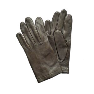 Gants tactile en cuir marron. Gants homme doublés soie. Modèle Matera. Vue face dorsale.