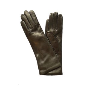 Gants en cuir long 4 boutons. Gants doublés cachemire noir. Gants femme modèle Regina. Vue face dorsale.