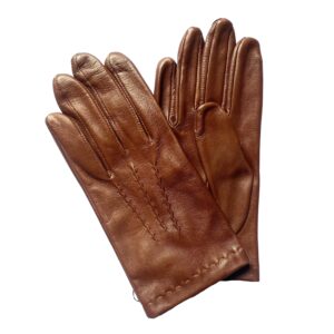 Gants en cuir d'agneau doublure soie. Gants brun clair camel pour homme. Vue de face. Modèle Pérouse.