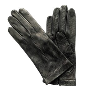 Gants en cuir d'agneau noir doublés soie pour femme, présence de petits trous. Modèle Padoue. Vue de face.