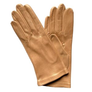 GANTS-EN-CUIR-D-AGNEAU-DOUBLE-SOIE-COULEUR-CHAIR-POUR-FEMME-MODELE-BRINDISI-VUE-FACE